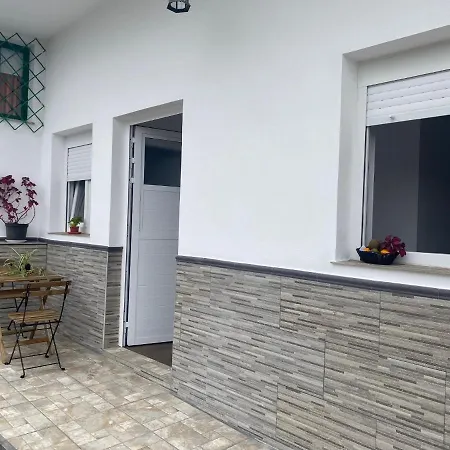 Διαμέρισμα Cira